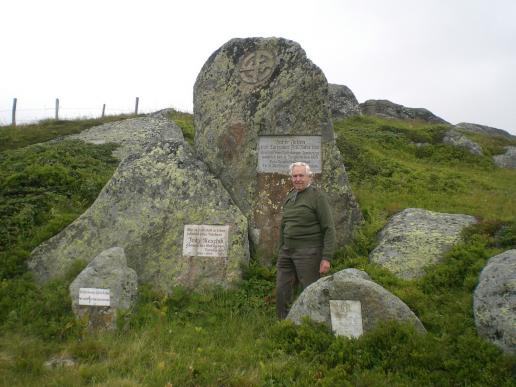 Lechner Richard beim Turnerbunddenkmal - in der nähe von unserem Gedenkstein.